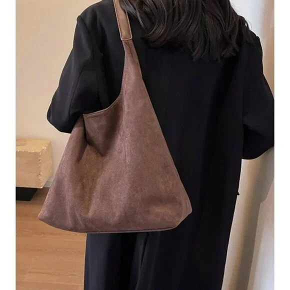 Chic Women's Suede Shoulder Bag - Spacious Retro Tote for Work and Play - Picture 2 of 7